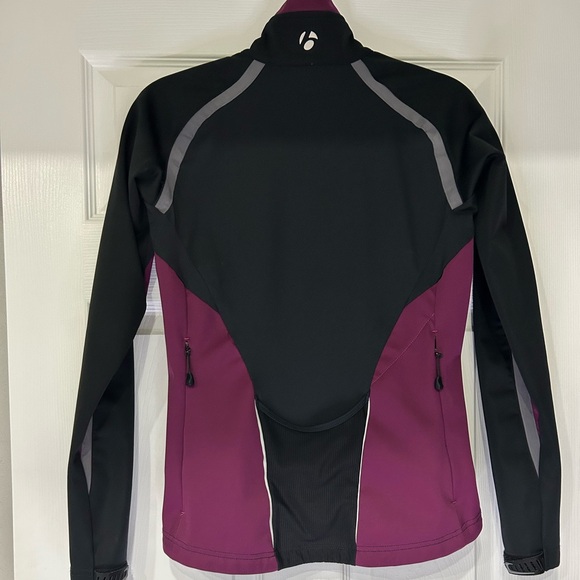 💜🖤Bontrager Women's Cycling Jacket🖤💜 - Picture 4 of 9